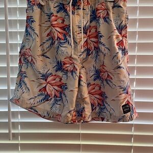 Mens Spicy Tuna Swim Trunks, Size Small, Mesh Lining